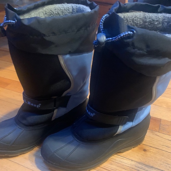 Kids LLBean Boots - Picture 3 of 9